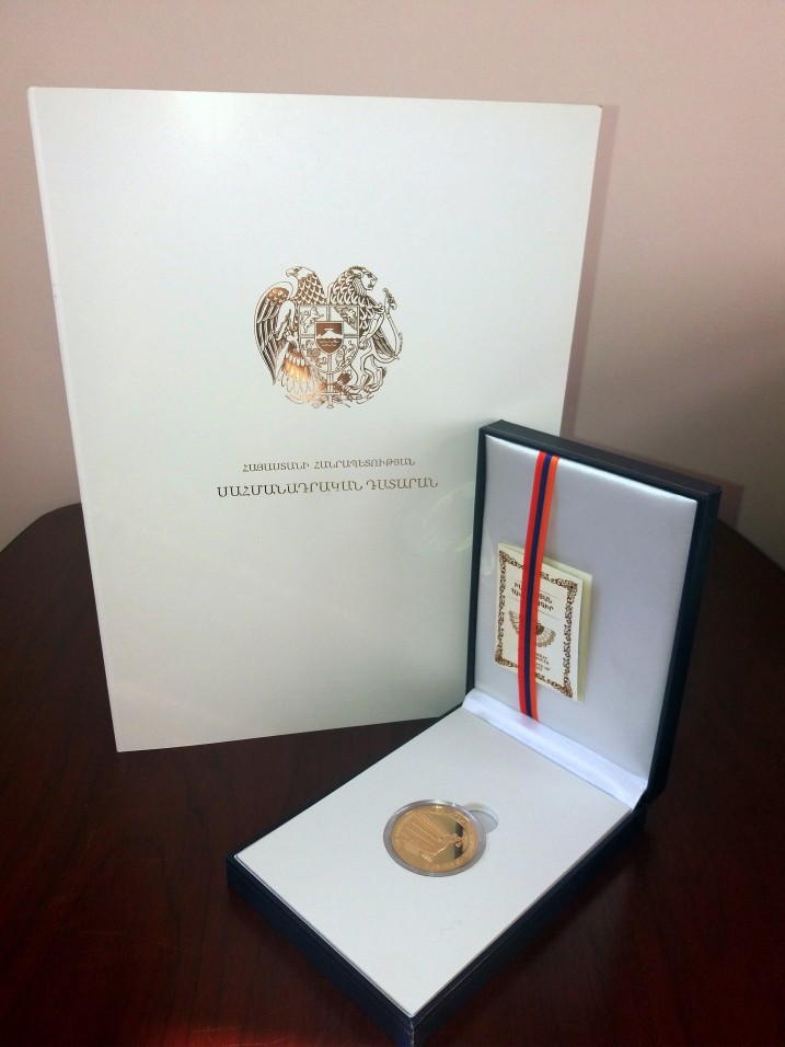 The award granted to Ineta Ziemele, the President of the Constitutional Court, by the Armenian Constitutional Court. Photo: K.Strazda